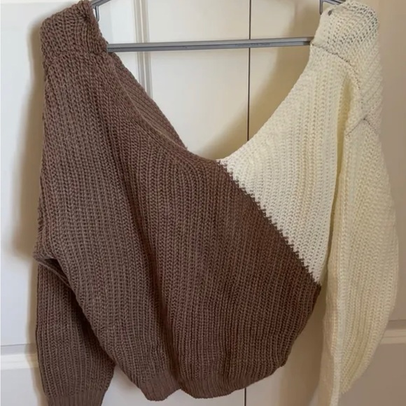 Two colour sweater - Picture 3 of 6